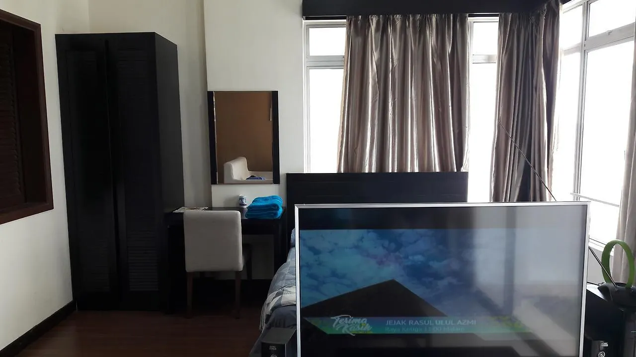 Studio Room At B-Lagoon Resort, Melaka 0*, Malacca